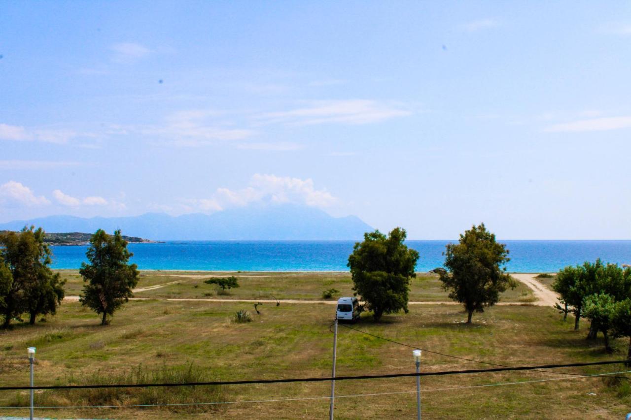 Theano Studios Paralia Sikias Exterior foto